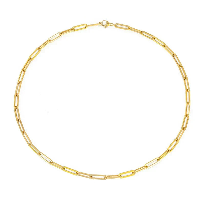 Colar dourado elegante Archen™ de 42cm, feito pela Rose & Oliver, com corrente fina e design sofisticado.