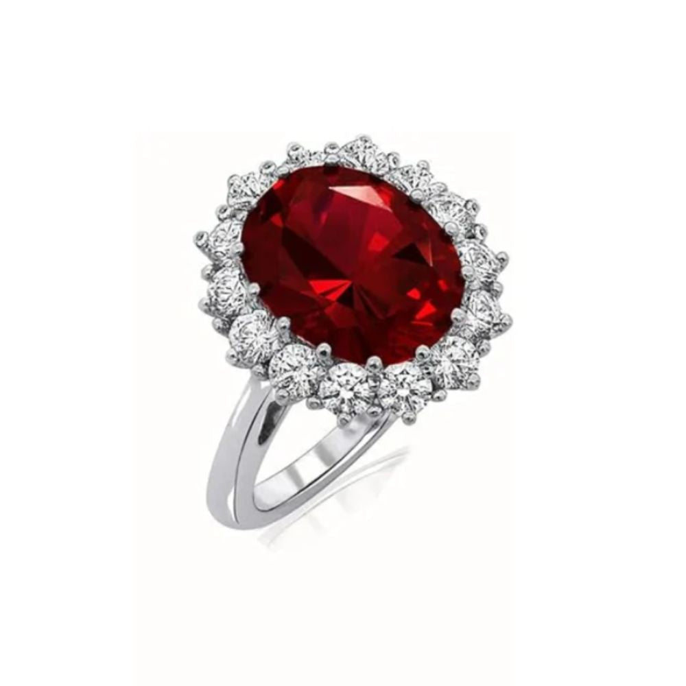 Anel Scarlet Crown Ruby Ring da Rose & Oliver com destaque para rubi vermelho central e acabamento elegante em prata.
